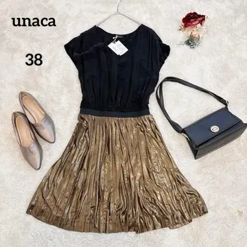 [unaca] unaca 새상품급 절개 원피스 반팔 플리츠 블랙 38