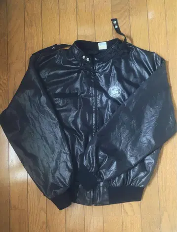 미키마우스 자수 블랙 집업 자켓