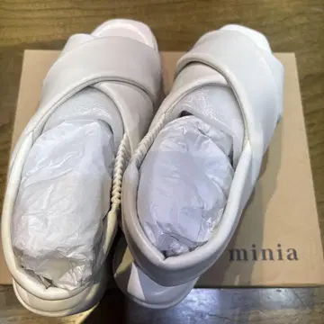 minia 통굽 크로스 퍼프 샌들 LL (38) 아이보리