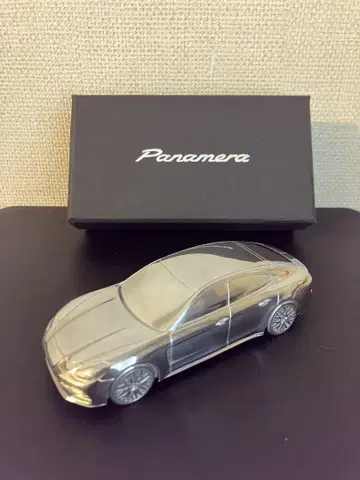 PORSCHE 포르쉐 Panamera 한정판 메탈 페이퍼 웨이트