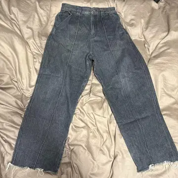 kutir 다크 그레이 와이드 레그 데님