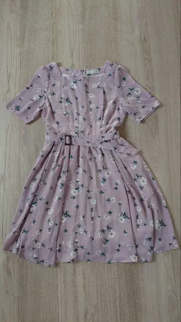 dazzlin 다즐링 꽃무늬 반팔 원피스