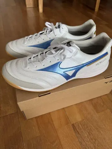 Mizuno Morelia 풋살화 화이트/블루