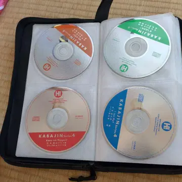히포 패밀리 클럽의 교육용 CD 세트