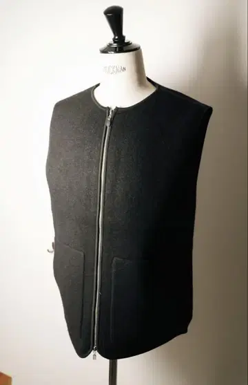 Walenode Innocent Yak Vest