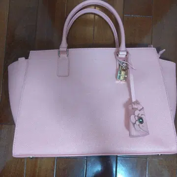 사만다 타바사 이세탄 한정 미인백화 콜라보 핸드백