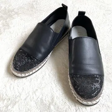 새상품급 아르테미스 by 다이애나 큐빅 슬립온 24.5cm 블랙