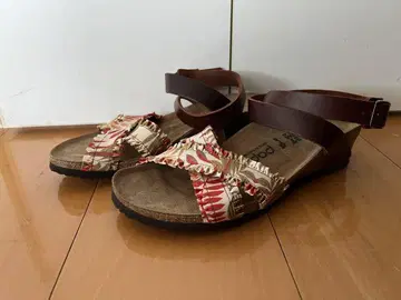 버켄스탁 PAPILLIO 샌들 24cm