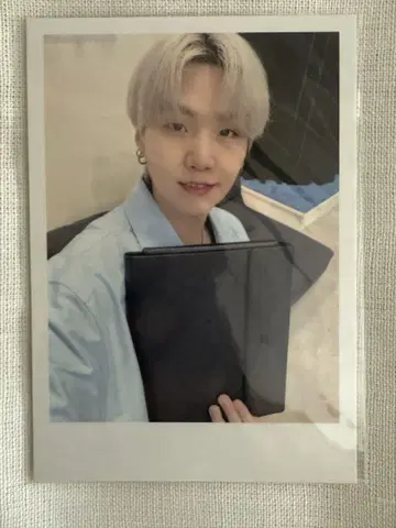 BTS 슈가 SUGA 폴라로이드