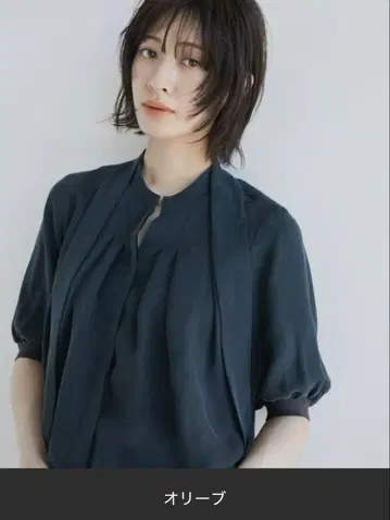 유나이티드 도쿄 큐프라 턱 하프 슬리브 블라우스