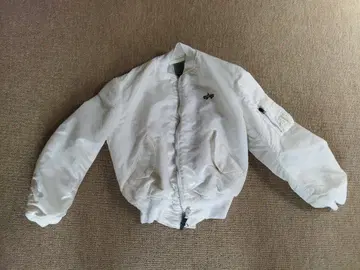 ALPHA INDUSTRIES MA-1 플라이트 자켓 M 화이트