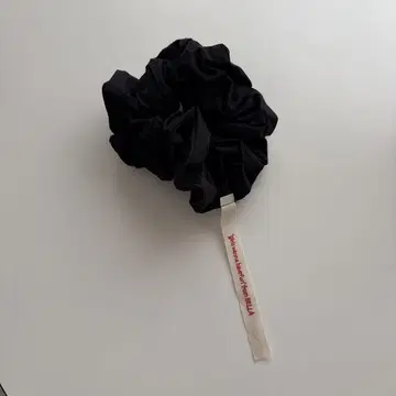 Bella 프릴 디자인 스크런치