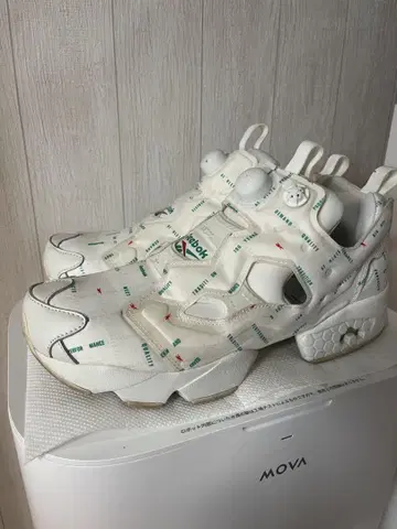Reebok Instapump Fury 화이트