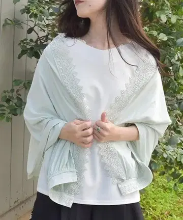 [미사용 새상품] axes femme 장미 버튼 UV 2WAY 스톨 민트