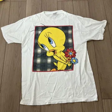 LOONEY TUNES 트위티 티셔츠