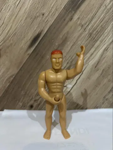 근육질 커스텀 인형 빨간 머리