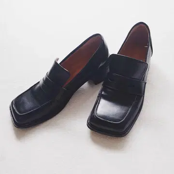 디도트쇼룸 스퀘어토 로퍼 25cm 블랙 스퀘어힐