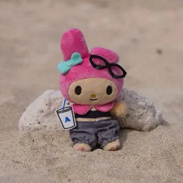 새상품 ALEXIA STAM 마이멜로디 콜라보 참 마스코트