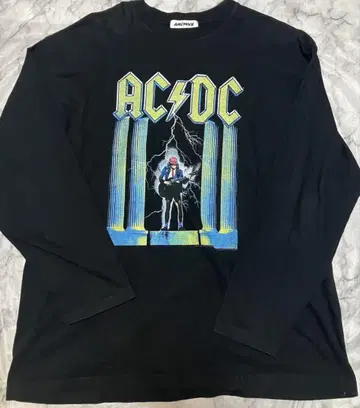 ARCHIVE 아카이브 AC/DC 그래픽 프린트 롱 슬리브