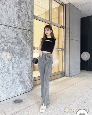 Cherimi 슬림 레그 스트레치 플레어 데님