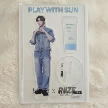 앤톤 아크릴 스탠드 UIQ x RIIZE