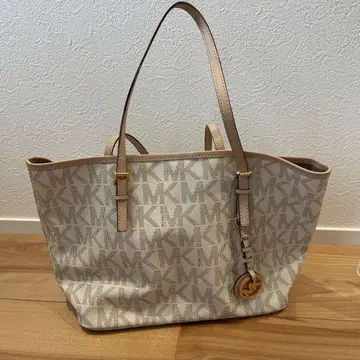 Michael Kors 로고 패턴 숄더백