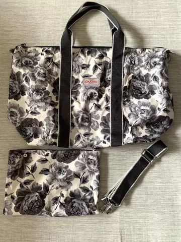 Cath Kidston 보스턴 백 꽃무늬