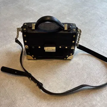 MICHAEL KORS 블랙 숄더백