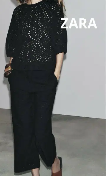 새상품 ZARA 컷워크 자수 팬츠