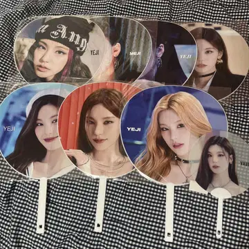 itzy 예지 부채 컴플릿 일본