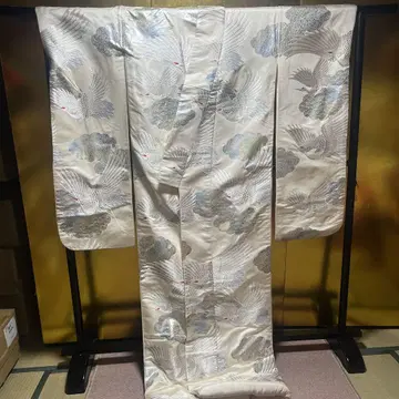 시로무쿠 우치카케 신부