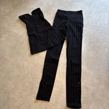 ZARA 블랙 핀스트라이프 셋업