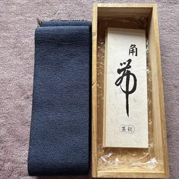 정견 가쿠오비, 나무 상자 포함