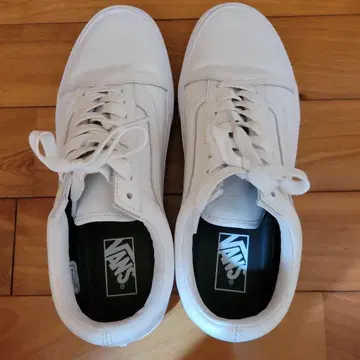 Vans 화이트 가죽 스니커즈