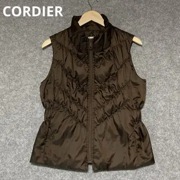 CORDIER 브라운 슬리브리스 퀼팅 다운 베스트