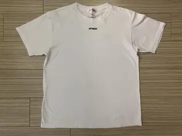 ARTWARP 반팔 티셔츠 화이트
