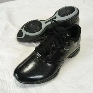 컨디션 최상 리복 이지톤 24.5cm 워킹화 블랙