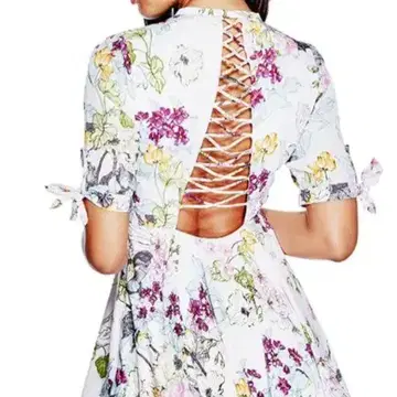 GUESS (게스) 꽃무늬 원피스