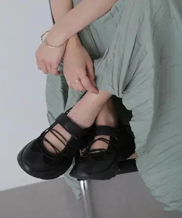 드로우 코드 스니커즈 24cm