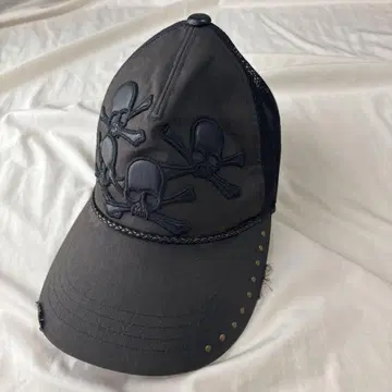 Roen skull patch mesh CAP