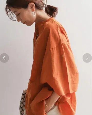 어반 리서치 도어스 코튼 보일 턱 와이드 블라우스