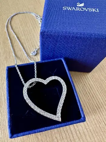 Swarovski 크리스탈 목걸이 오픈 하트