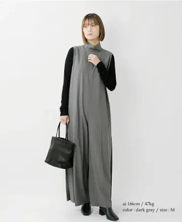 Audrey and John Wad 하이넥 살로펫