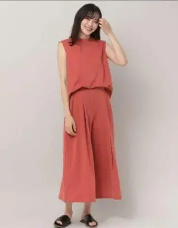 엘루라 액티브 저지 슬리브리스 팬츠 셋업
