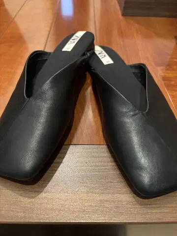 ZARA 블랙 뮬 38