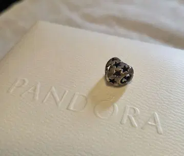 Pandora 하트 참 별 컷아웃