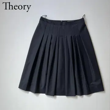 새상품급 Theory luxe 띠어리 플리츠 스커트 다크 네이비 36