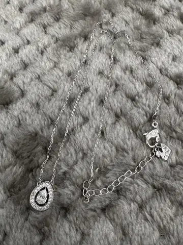 스와로브스키 SWAROVSKI 스톤 목걸이