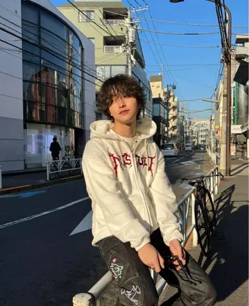 NESCULT 지퍼 후드티 마키톤