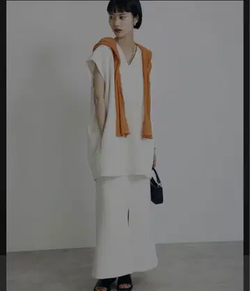 EFFORTLESS SETUP DRESS